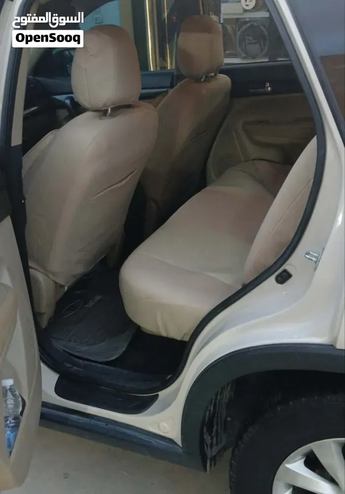 Kia Sorento 2012 photo 2