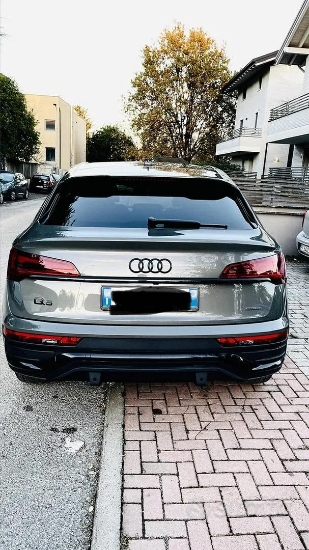 Audi Q5 2024 photo 2