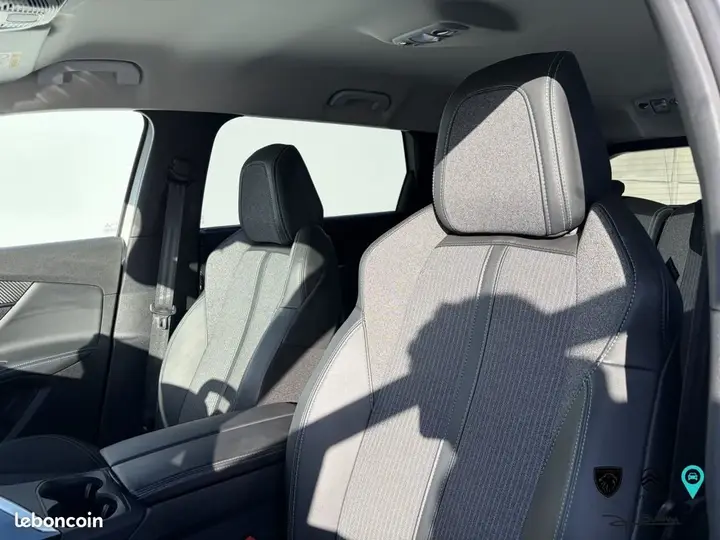 Peugeot 5008 2021 photo 4
