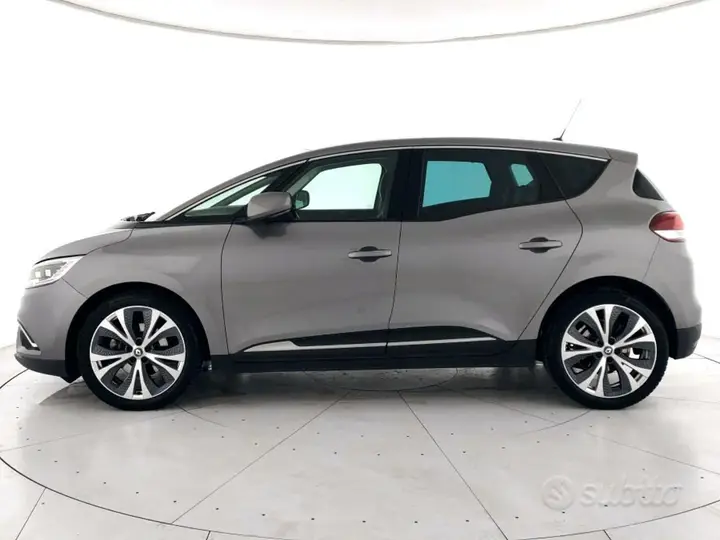 Renault Scenic 2019 photo 2