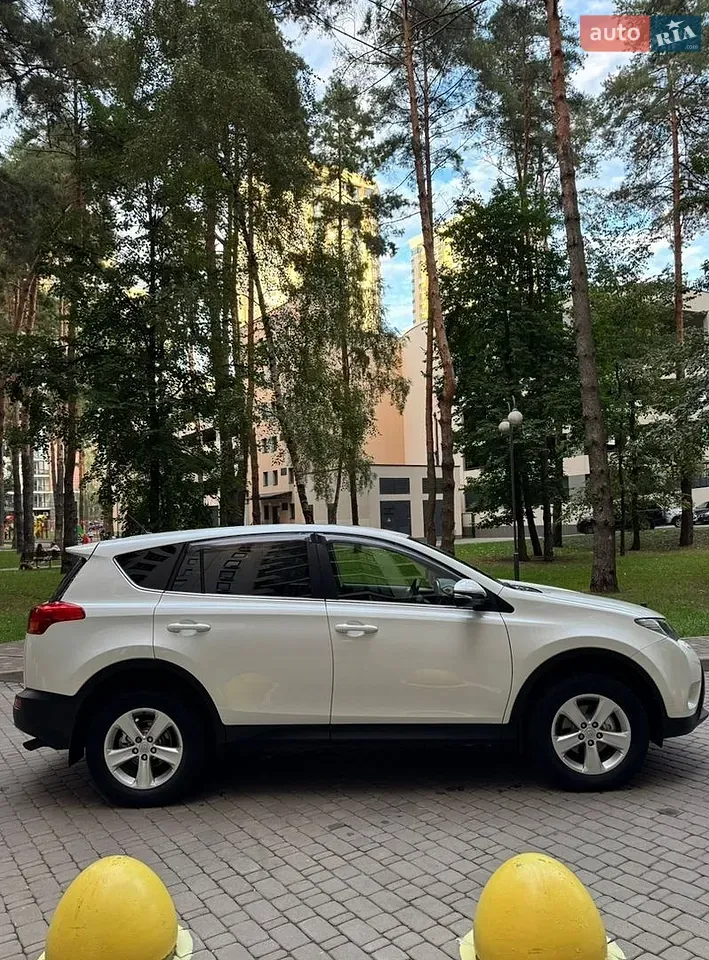 Toyota Rav4 2013 photo 5