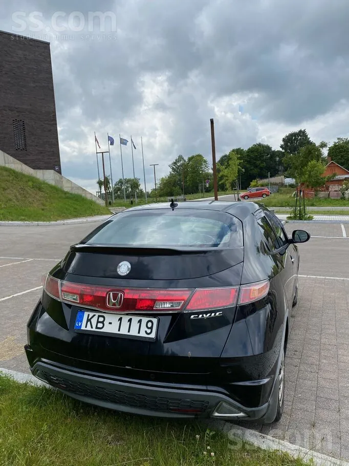 Honda Civic 2007 photo 3
