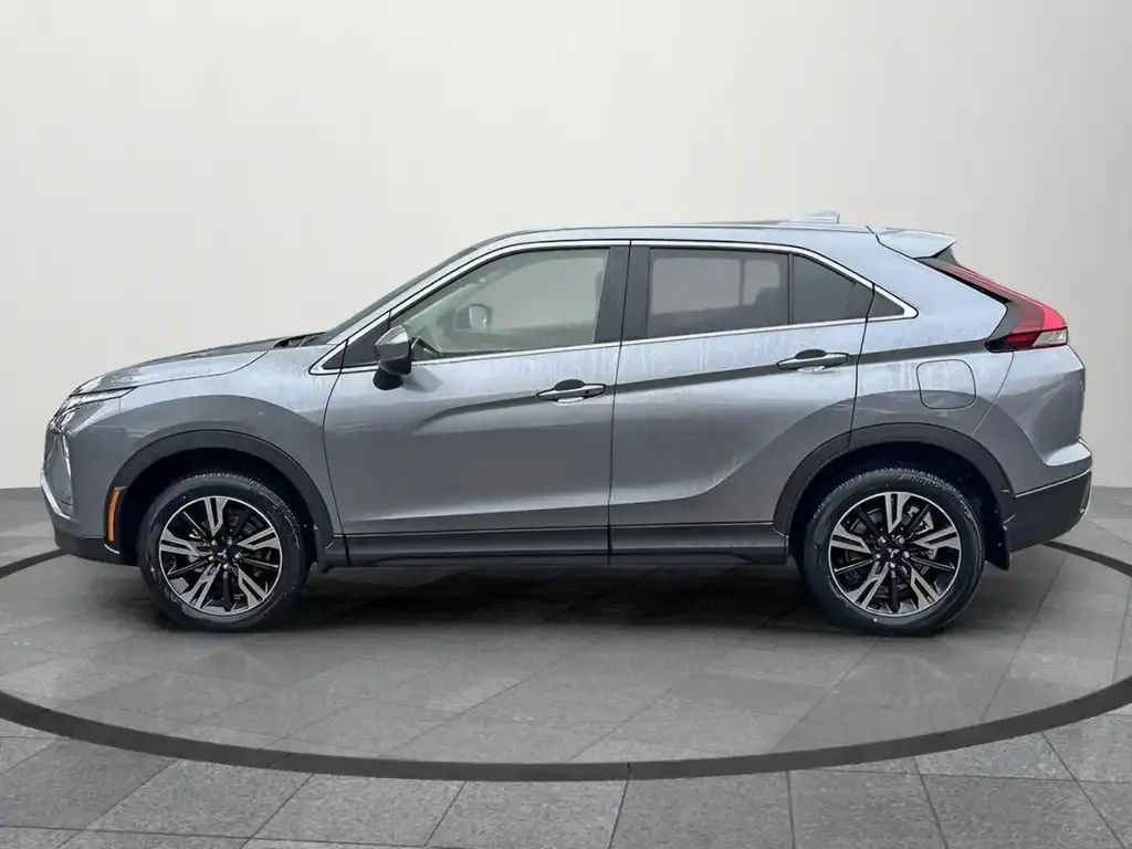 Mitsubishi Eclipse Cross 2026 photo 3