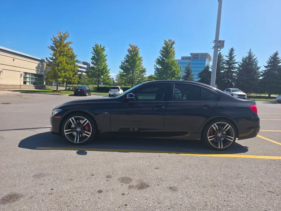 BMW 328I 2012 photo 2