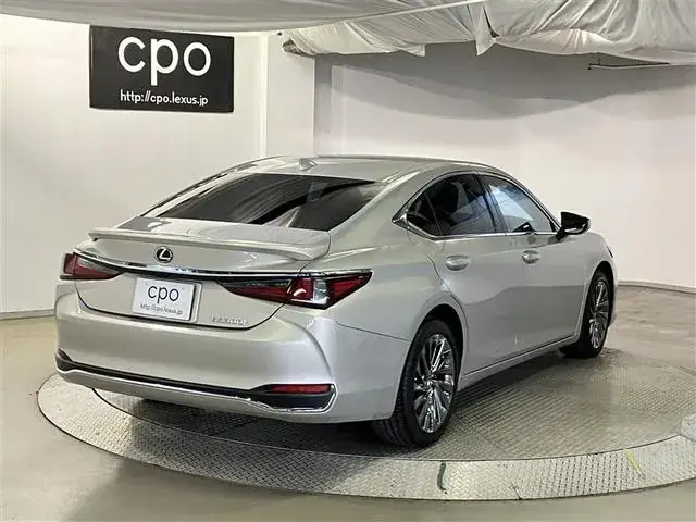 Lexus Es 2024 photo 2