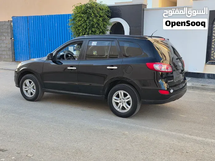 Hyundai Santa Fe 2012 photo 4