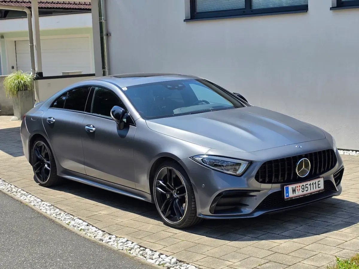 Mercedes-Benz Cls-Class