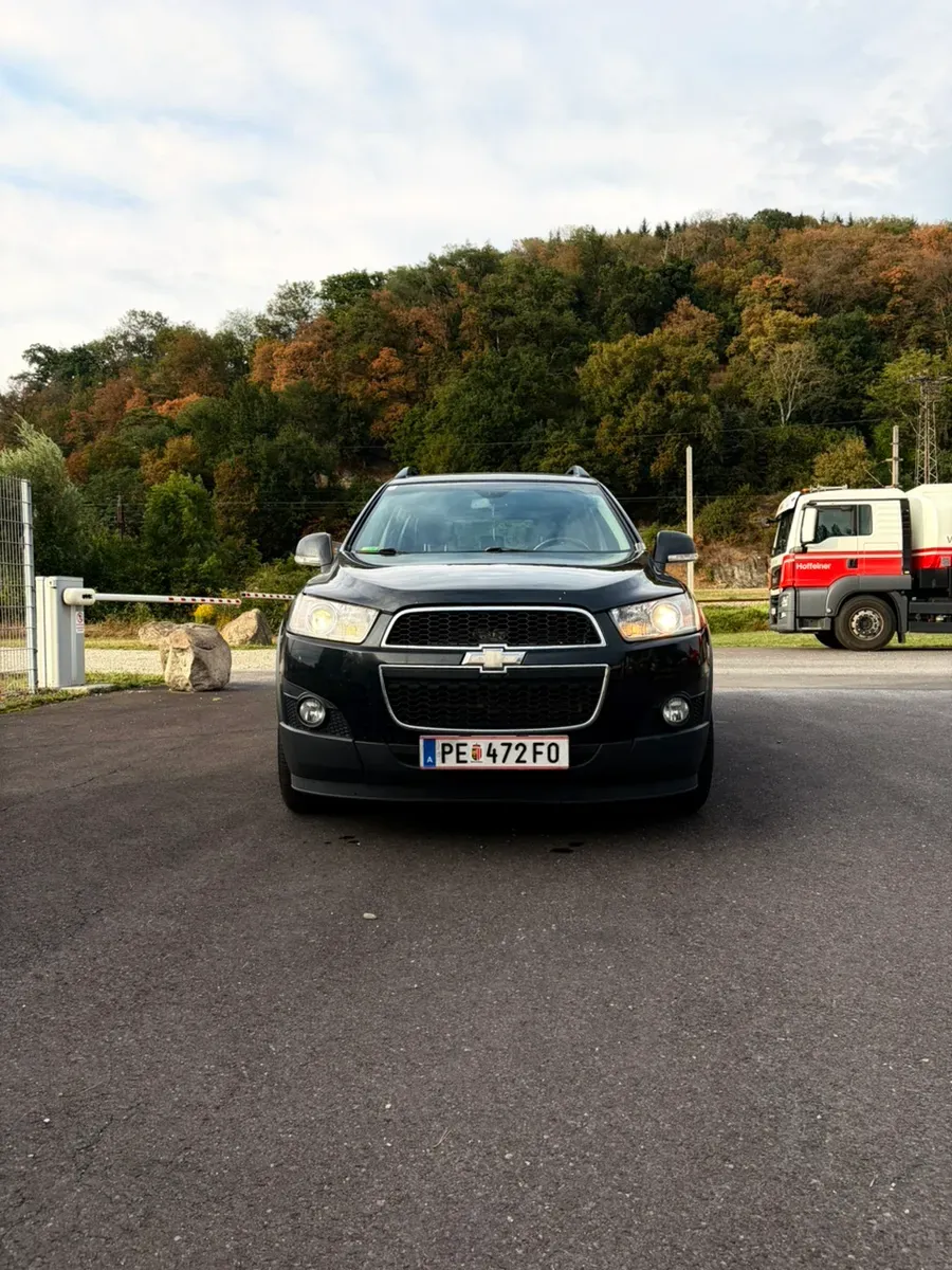 Chevrolet Captiva 2012 photo 2