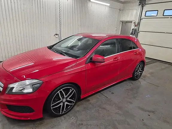 Mercedes-Benz A 180