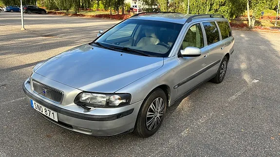 Volvo V70 2001 photo 2