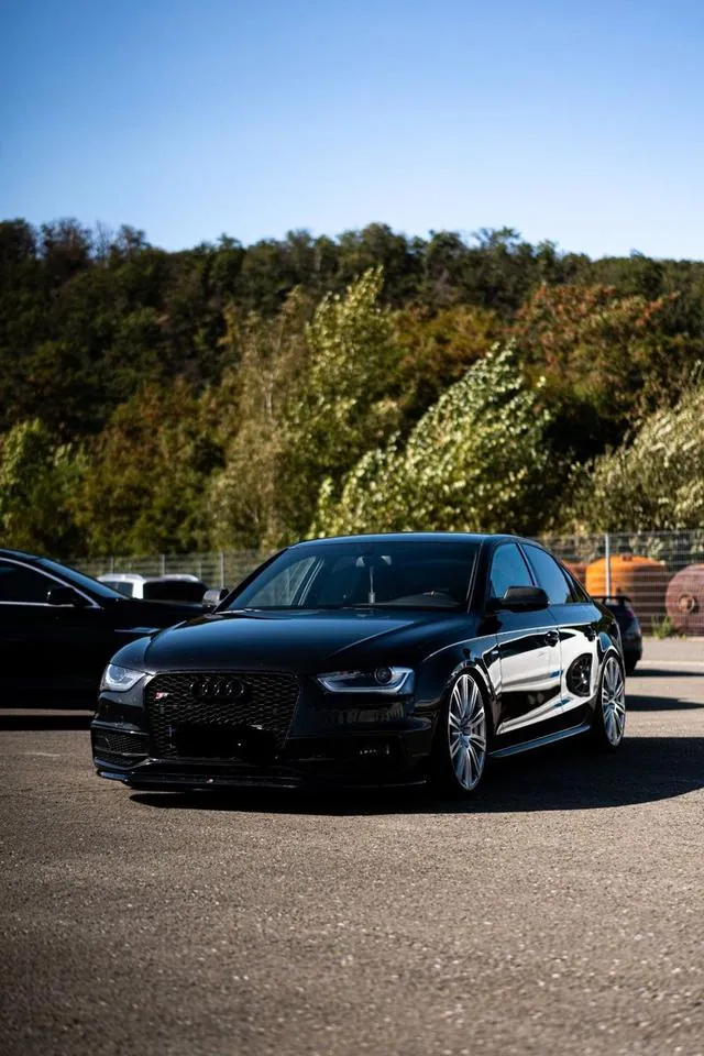 Audi S4