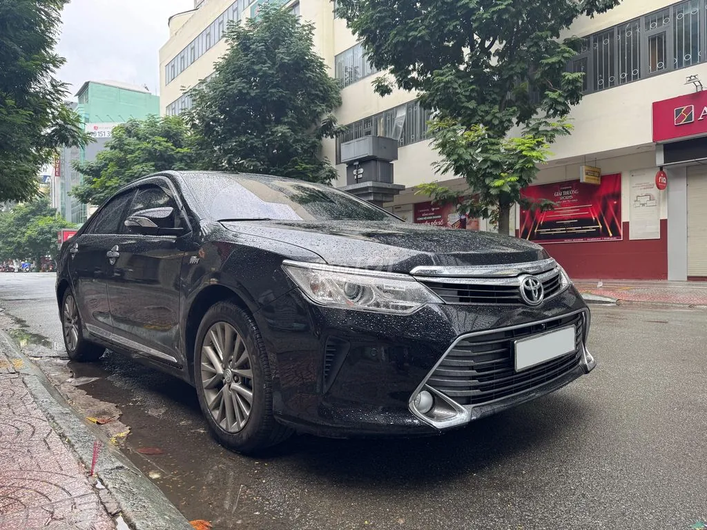 Toyota Camry 2015 photo 2