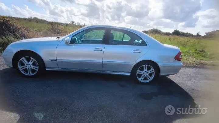 Mercedes-Benz E 280 2007 photo 2