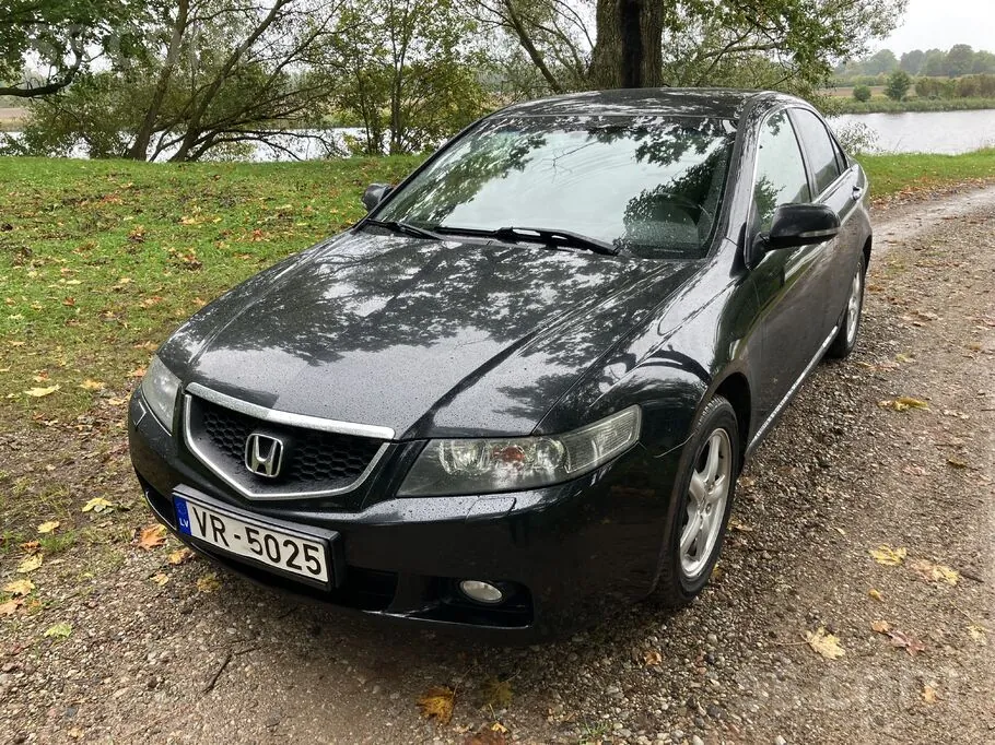 Honda Accord 2005 photo 2