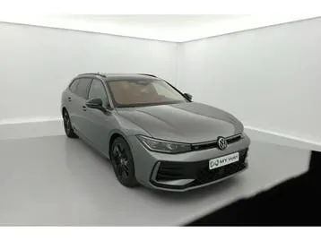 Volkswagen Passat 2024 photo 3