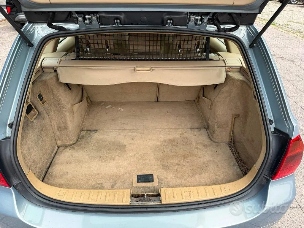 BMW 3 Series 2005 photo 5