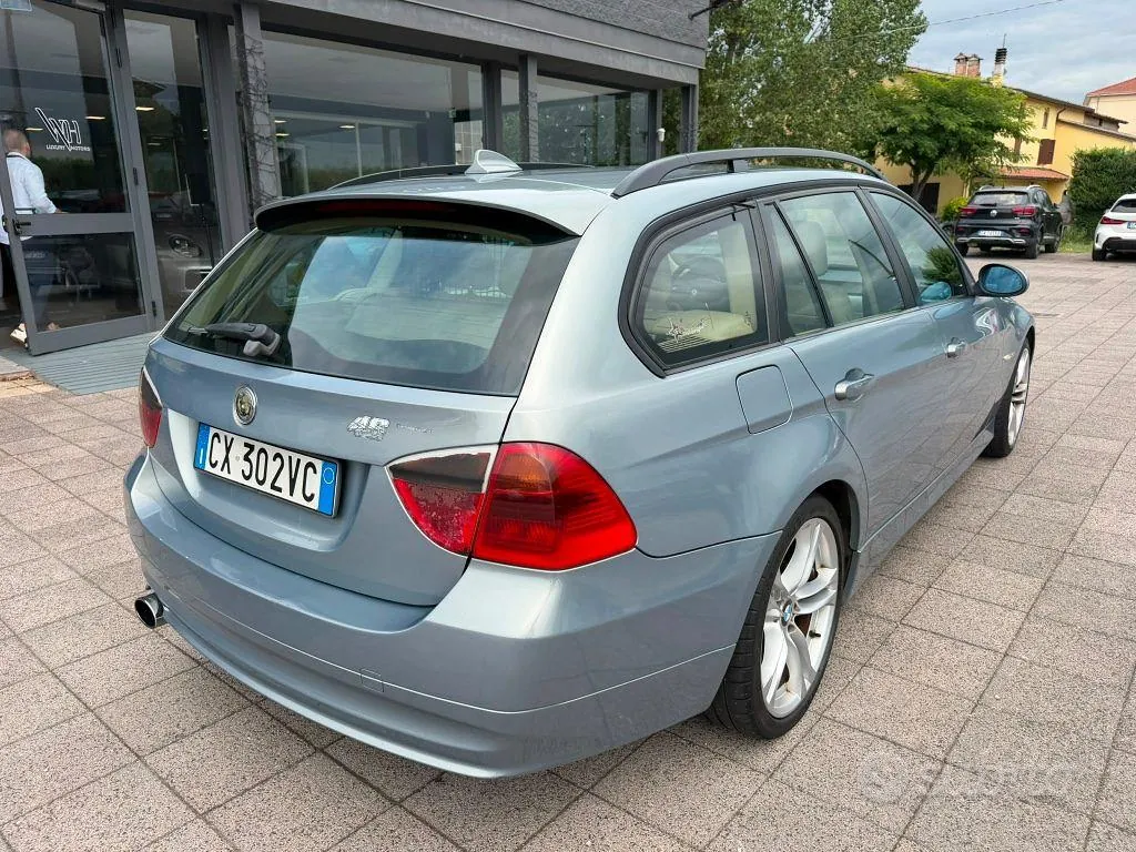 BMW 3 Series 2005 photo 4