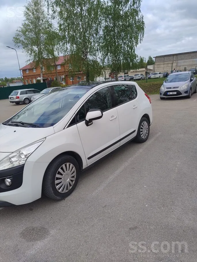 Peugeot 3008 2010 photo 2
