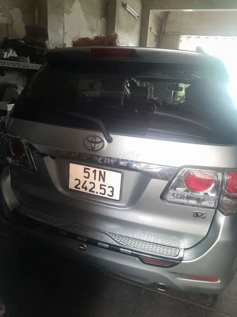 Toyota Fortuner 2014 photo 2