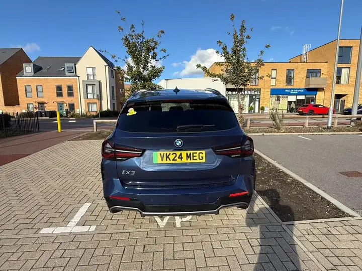 BMW Ix3 2024 photo 4