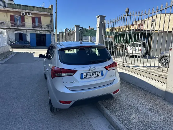 Hyundai Ix20 2013 photo 5