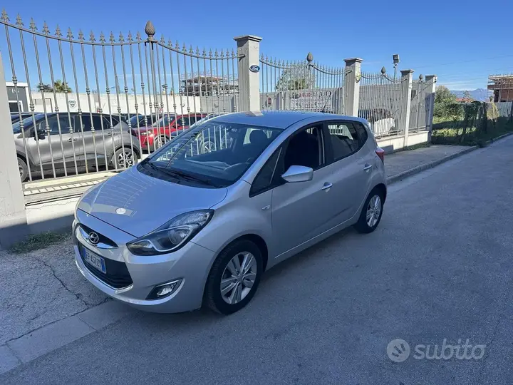 Hyundai Ix20 2013 photo 3