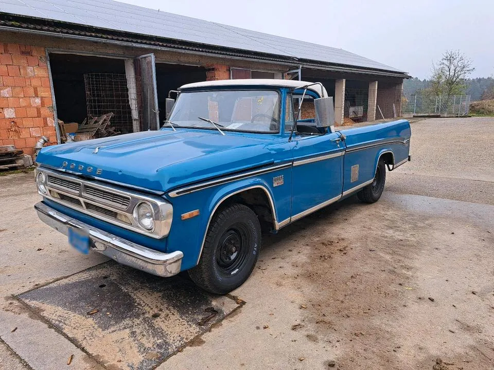 Dodge D100 Dude