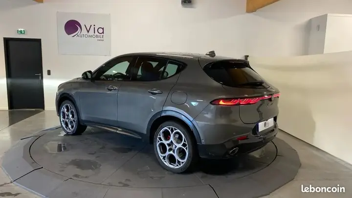 Alfa Romeo Tonale 2023 photo 3