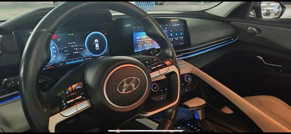 Hyundai Elantra 2023 photo 5