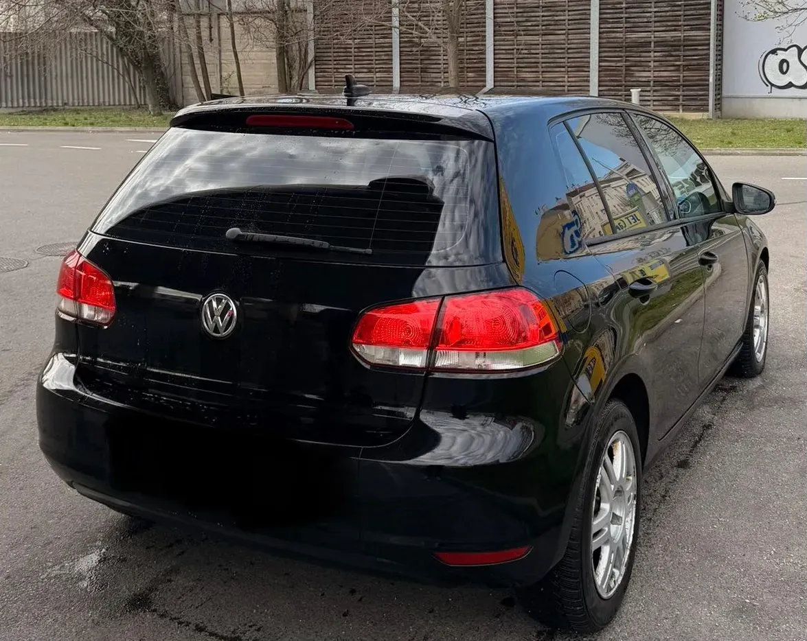 Volkswagen Golf 2009 photo 2