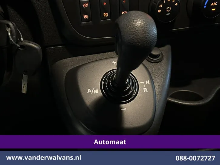 Opel Movano 2018 photo 2