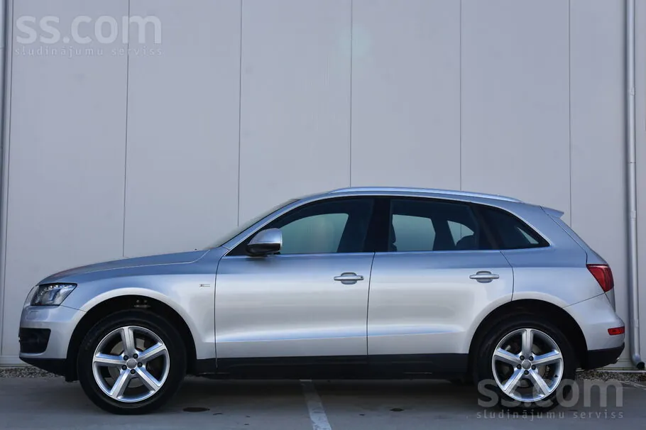 Audi Q5 2009 photo 2