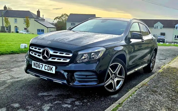 Mercedes-Benz Gla 2017 photo 2