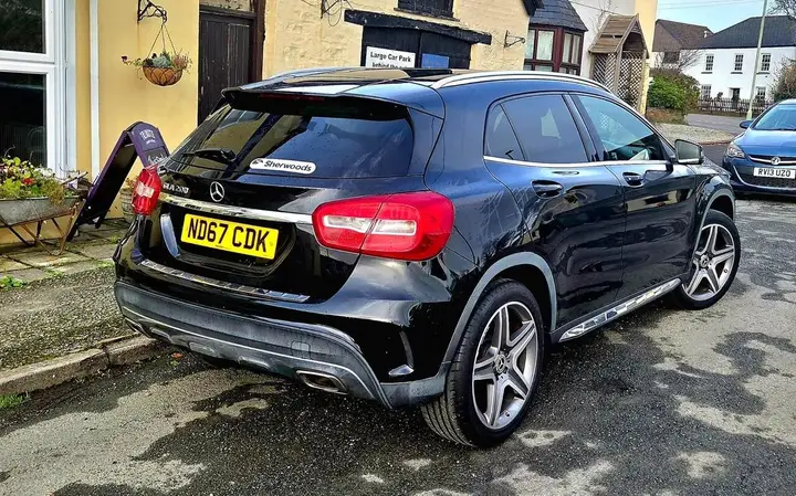 Mercedes-Benz Gla 2017 photo 3