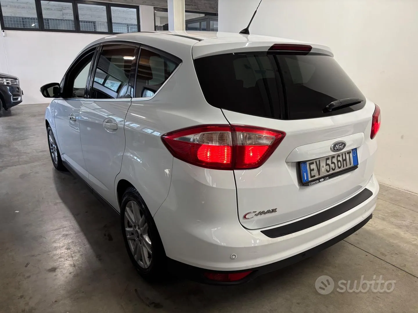 Ford C-Max 2014 photo 2