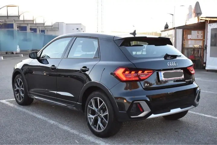 Audi A1 2021 photo 2