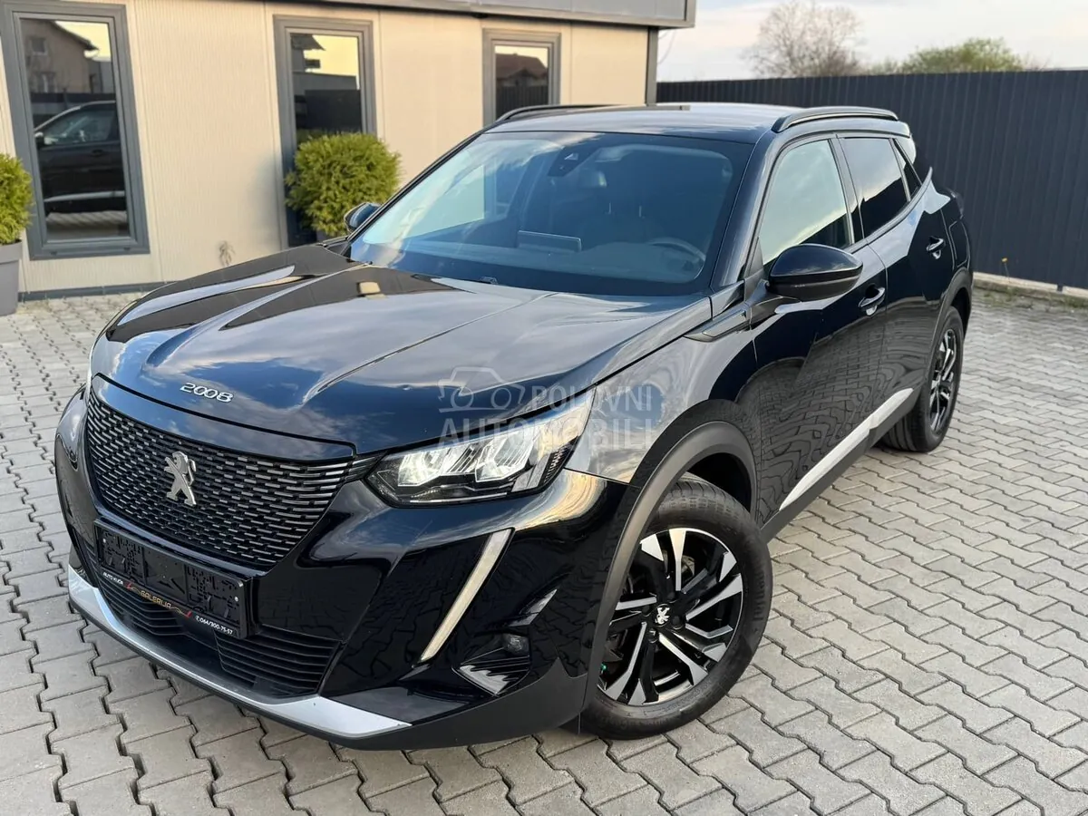Peugeot 2008 2021 photo 3
