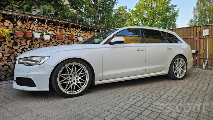 Audi A6 2012 photo 4