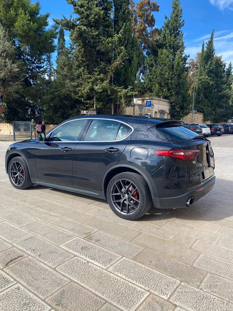 Alfa Romeo Stelvio 2017 photo 4
