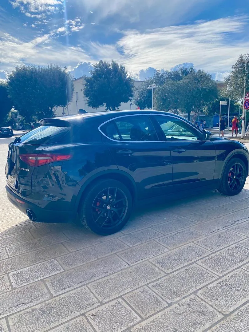 Alfa Romeo Stelvio 2017 photo 5