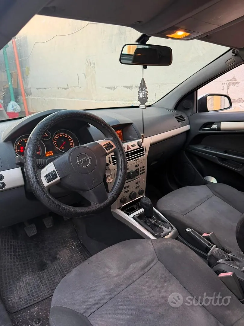Opel Astra 2008 photo 5