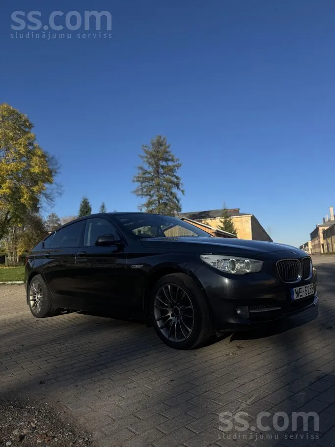 BMW 530 2010 photo 4