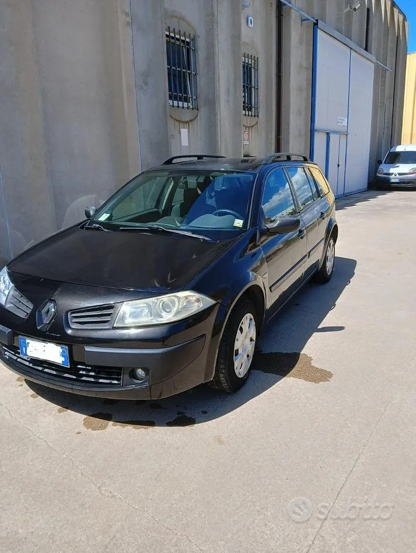Renault Megane 2008 photo 2