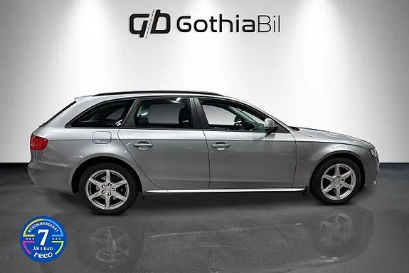 Audi A4 2009 photo 4