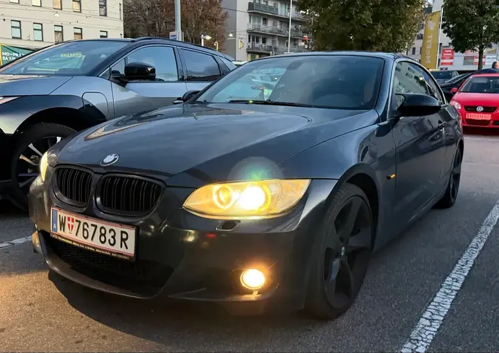 BMW 320I