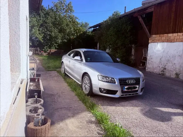Audi A5 2008 photo 2