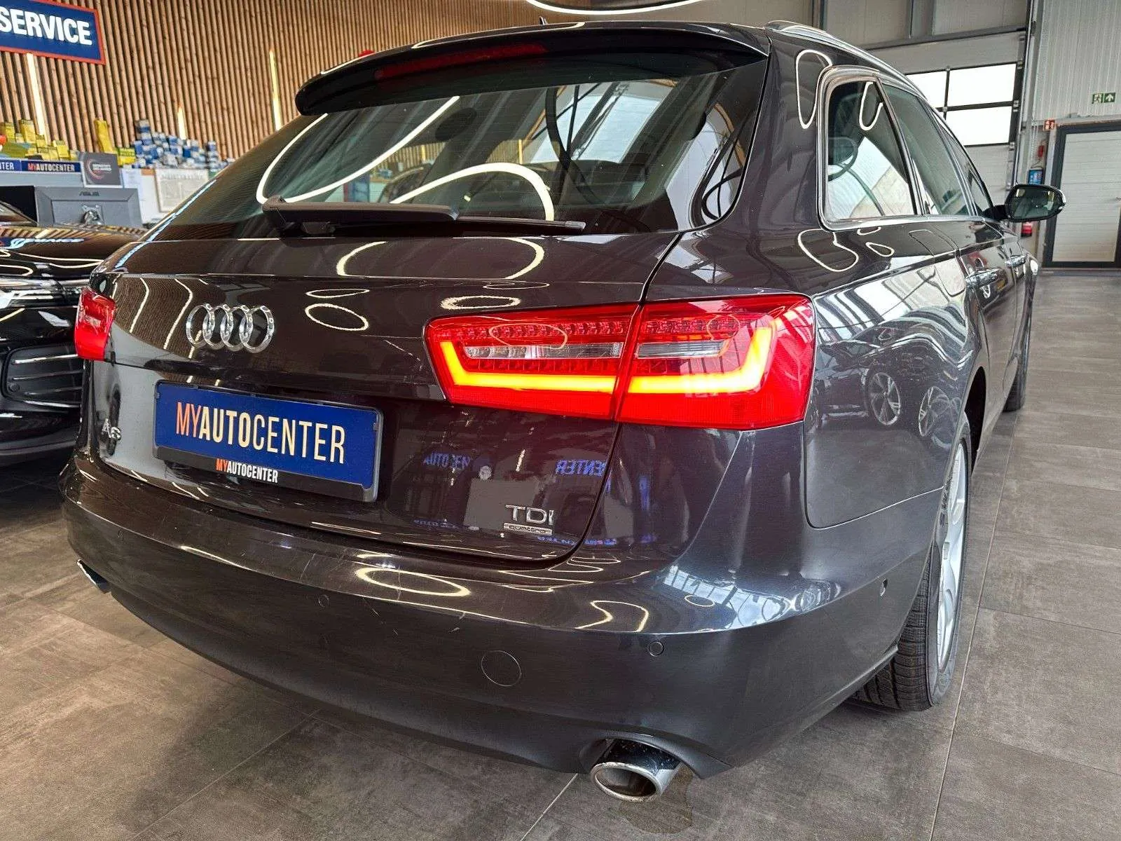 Audi A6 Avant 2013 photo 2