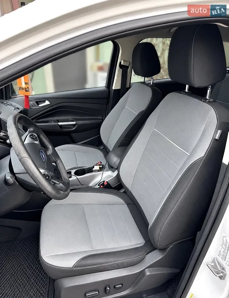 Ford Escape 2014 photo 2