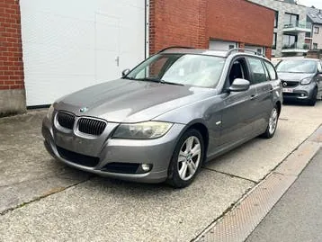 BMW 318D 2008 photo 2