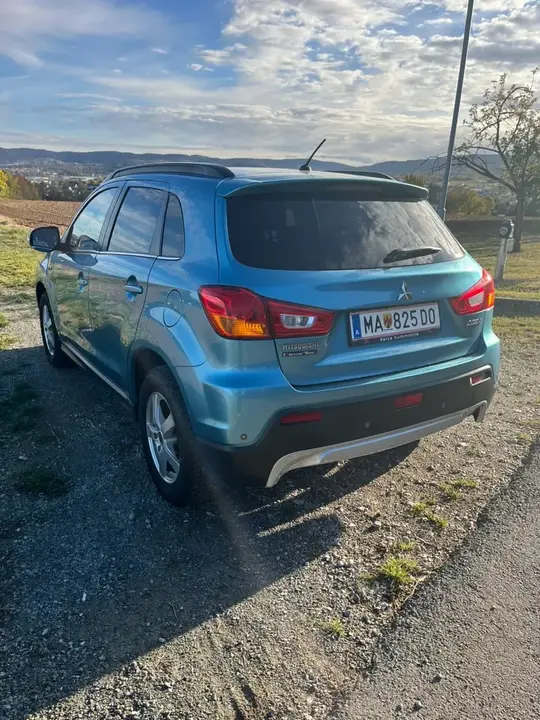 Mitsubishi Asx 2011 photo 2
